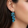 BOUCLES D'OREILLES PIERRES NATURELLES APATITE ET OBSIDIENNE OEIL CELESTE DORE FACETTEE