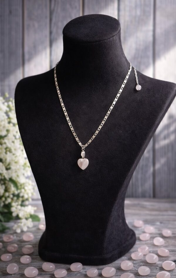 CHAINE ET PENDENTIF PIERRES NATURELLES QUARTZ ROSE