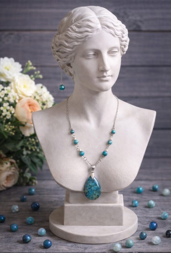 CHAINE ET PENDENTIF PIERRES NATURELLES APATITE