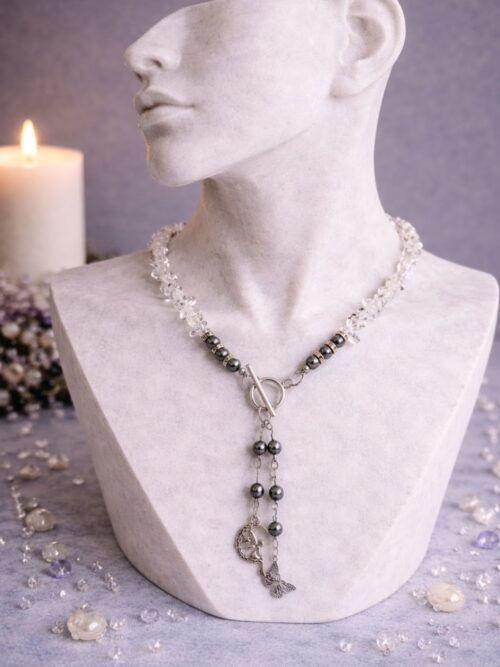 COLLIER PERLES NATURELLES CRISTAL DE ROCHE ET HEMATITE